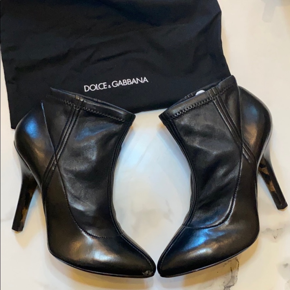 NIB Dolce & Gabbana 🖤 leather booties $1,200